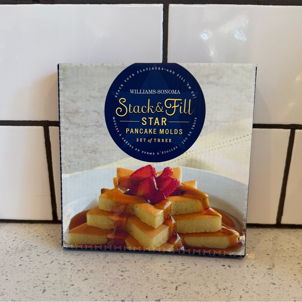 ✨ Williams Sonoma Star Pancake Molds – NEW in Box ✨